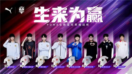 余嘉豪凭借 余嘉豪凭借