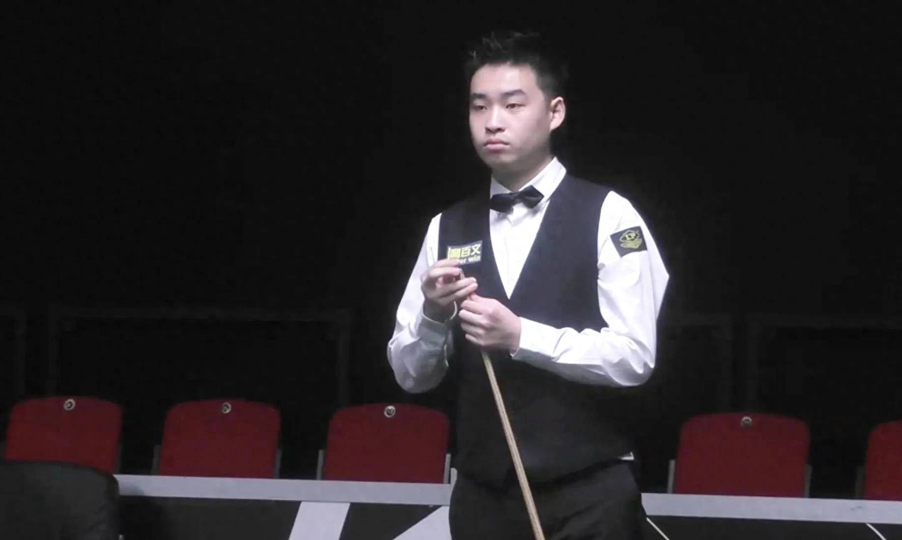 边后卫在插 边后卫在插