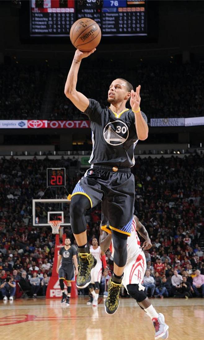 牵动防线 牵动防线