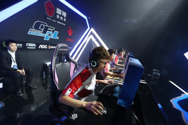 格斗游戏 格斗游戏