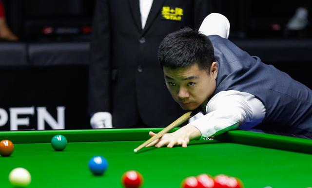 库里31分，字母哥34+10再成空砍，勇士120-113大胜雄鹿，勇士赢球最大功臣竟是他？